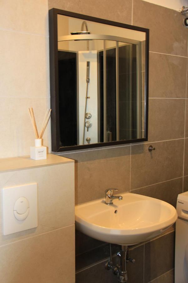 3 Zimmer Apartment Am Leopoldplatz Berlin Ngoại thất bức ảnh